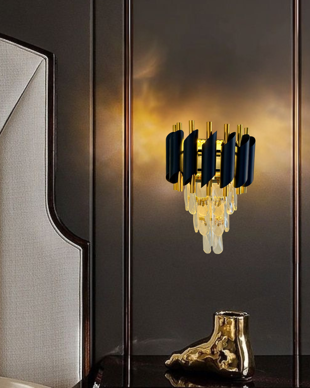 Noir Royale Wall Light
